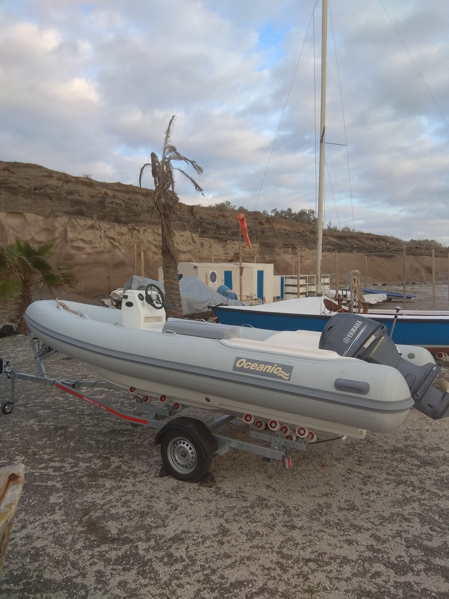 Δωρεά Φουσκωτού στον Ναυτικό Όμιλο Σαντορίνης