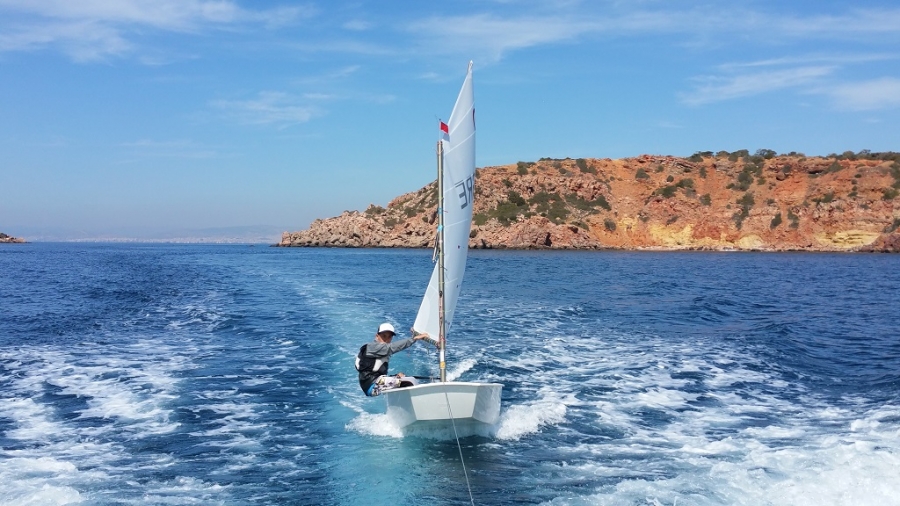 ΝΑΟ ΒΟΥΛΑΣ: Πρόκριση στις Προεθνικές Ομάδες Laser 4.7 & Optimist