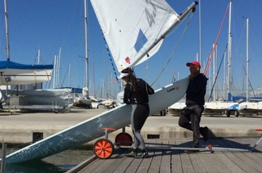 Πρόγραμμα προπονήσεων σε εξωτερικό χώρο του Athens International Sailing Center.
